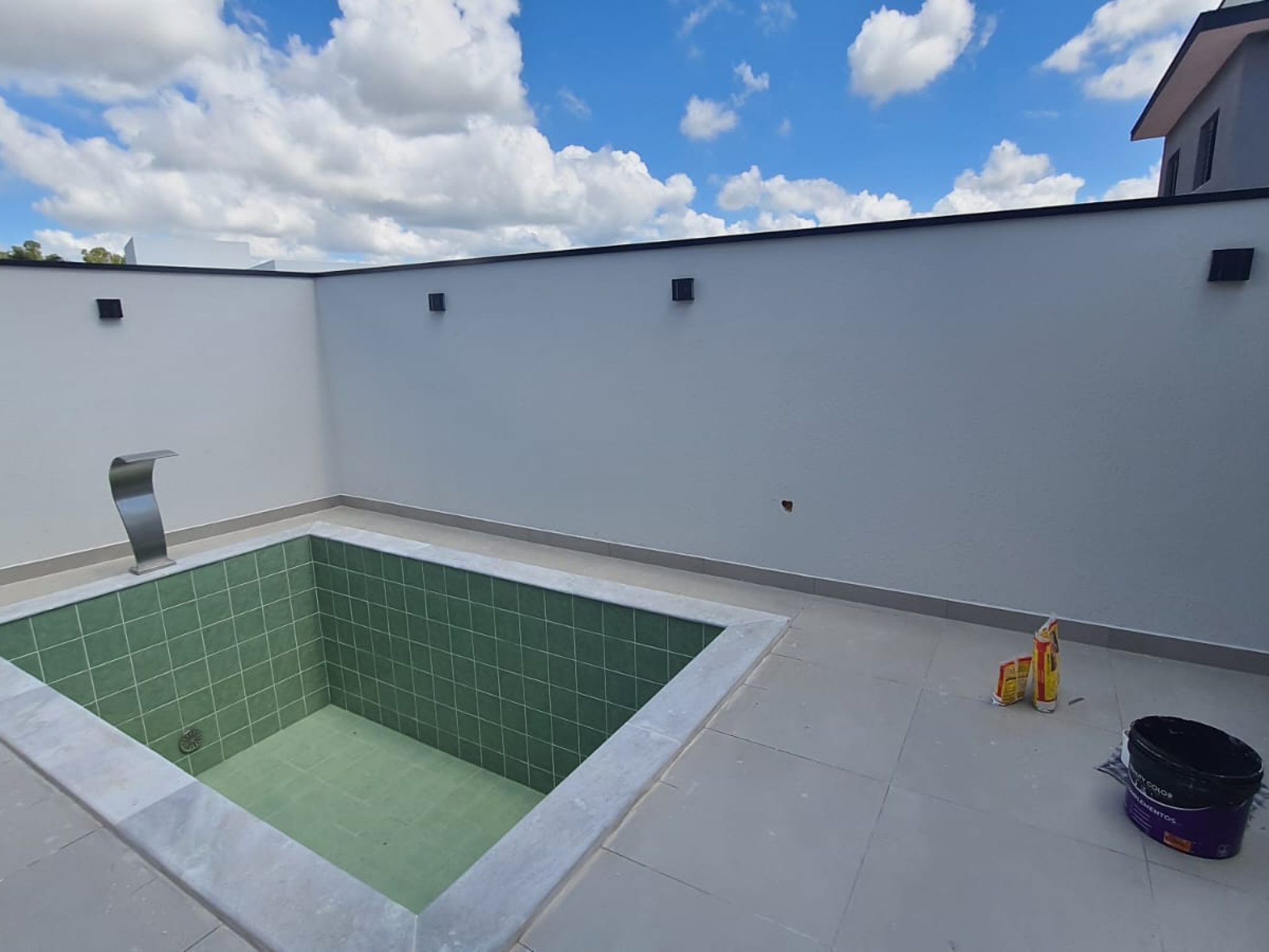 12ce7dcf-a5fa-49fd-8d61-e9a5932cb2aa